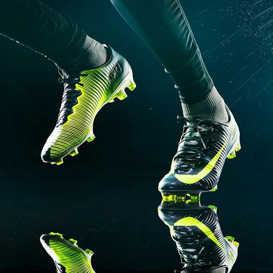 נעלי כדורגל למקצוענים מה באמת חשוב לבדוק לפני שקונים