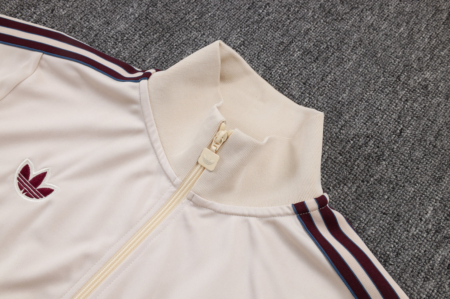 ⚽🔴⚪ חליפת אימון אייאקס 25/26 🇳🇱🔥 👕 חולצה ארוכת שרוולים & 👖 מכנסיים