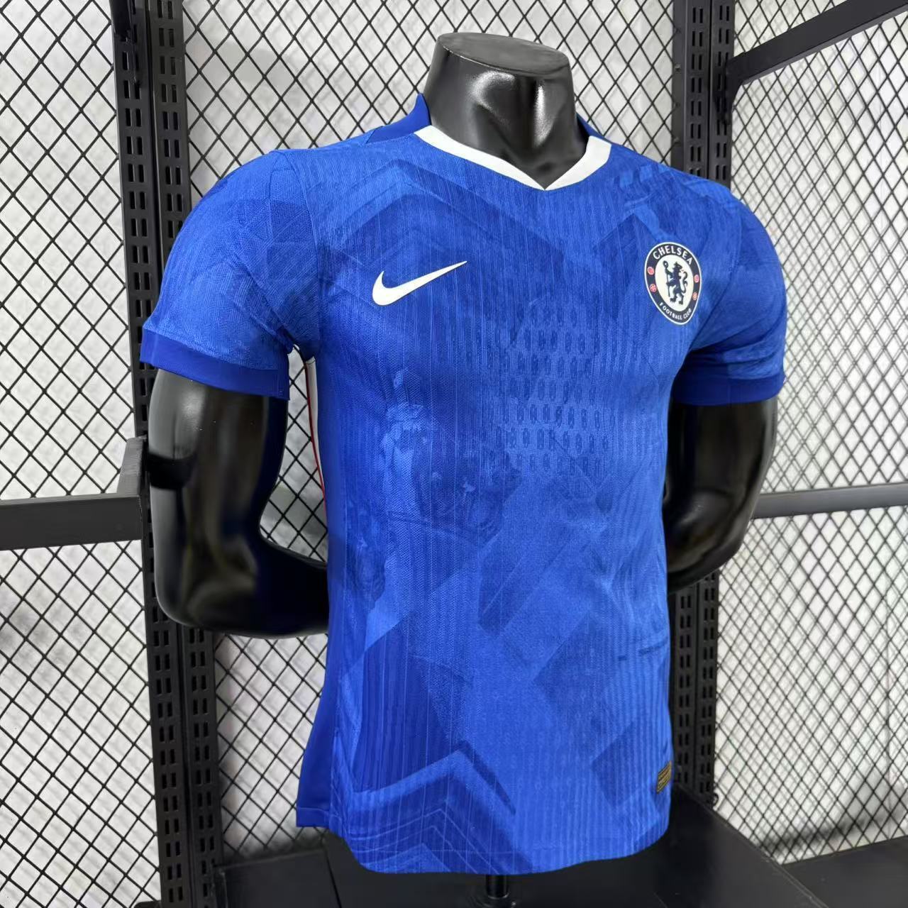 חולצת הבית של צ'לסי לעונת 2025/26