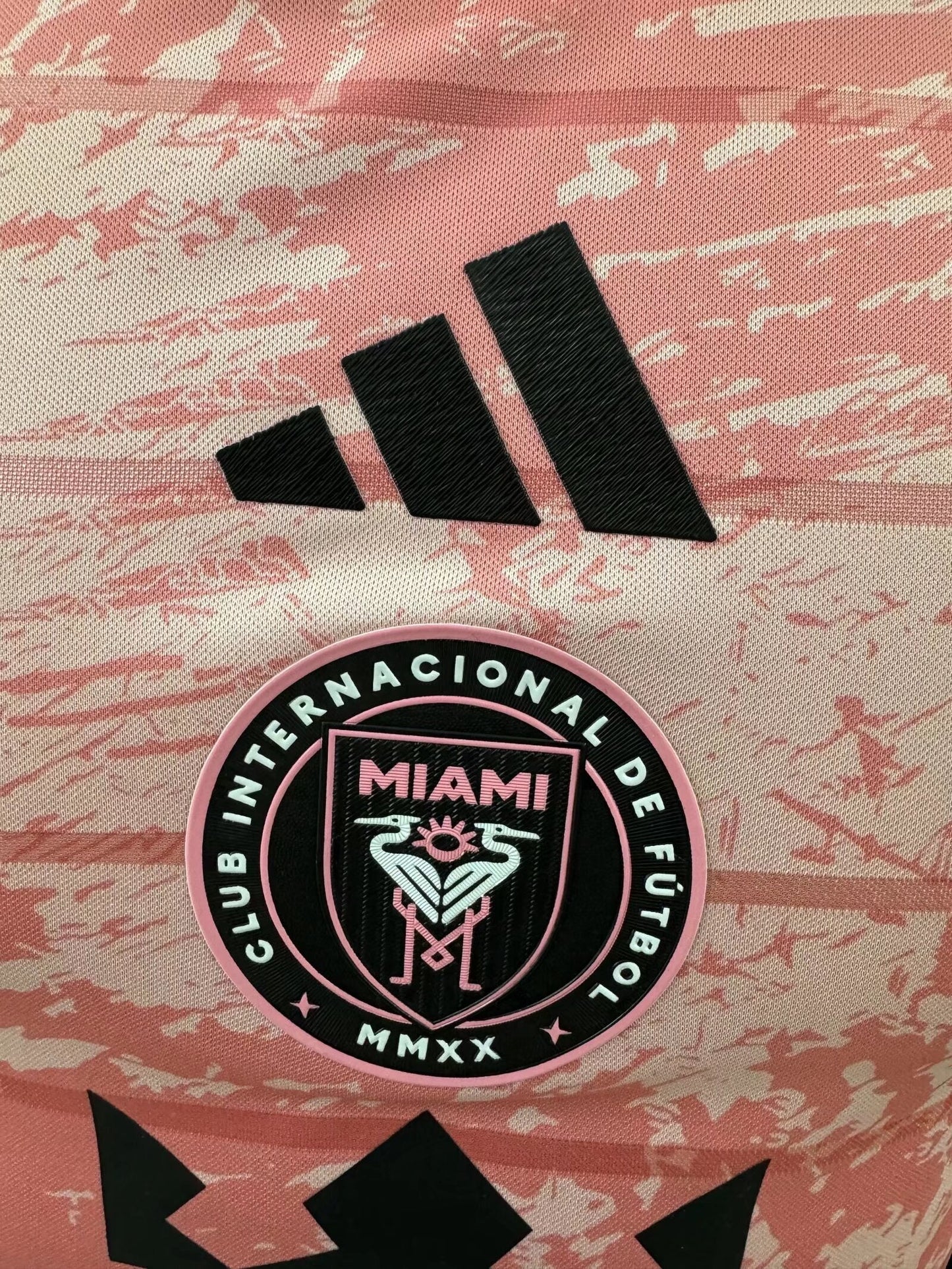 חולצת אינטר מיאמי במהדורה מיוחדת