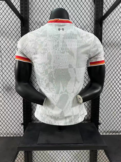 24/25 ליברפול חולצה מיוחדת