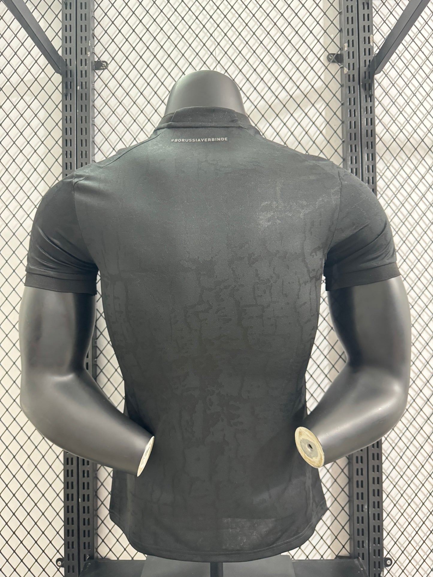 חולצת בורוסיה דורטמונד 23/24 שחורה - מהדורה מיוחדת