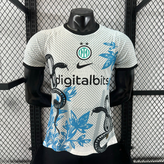 אינטר חולצה מיוחדת