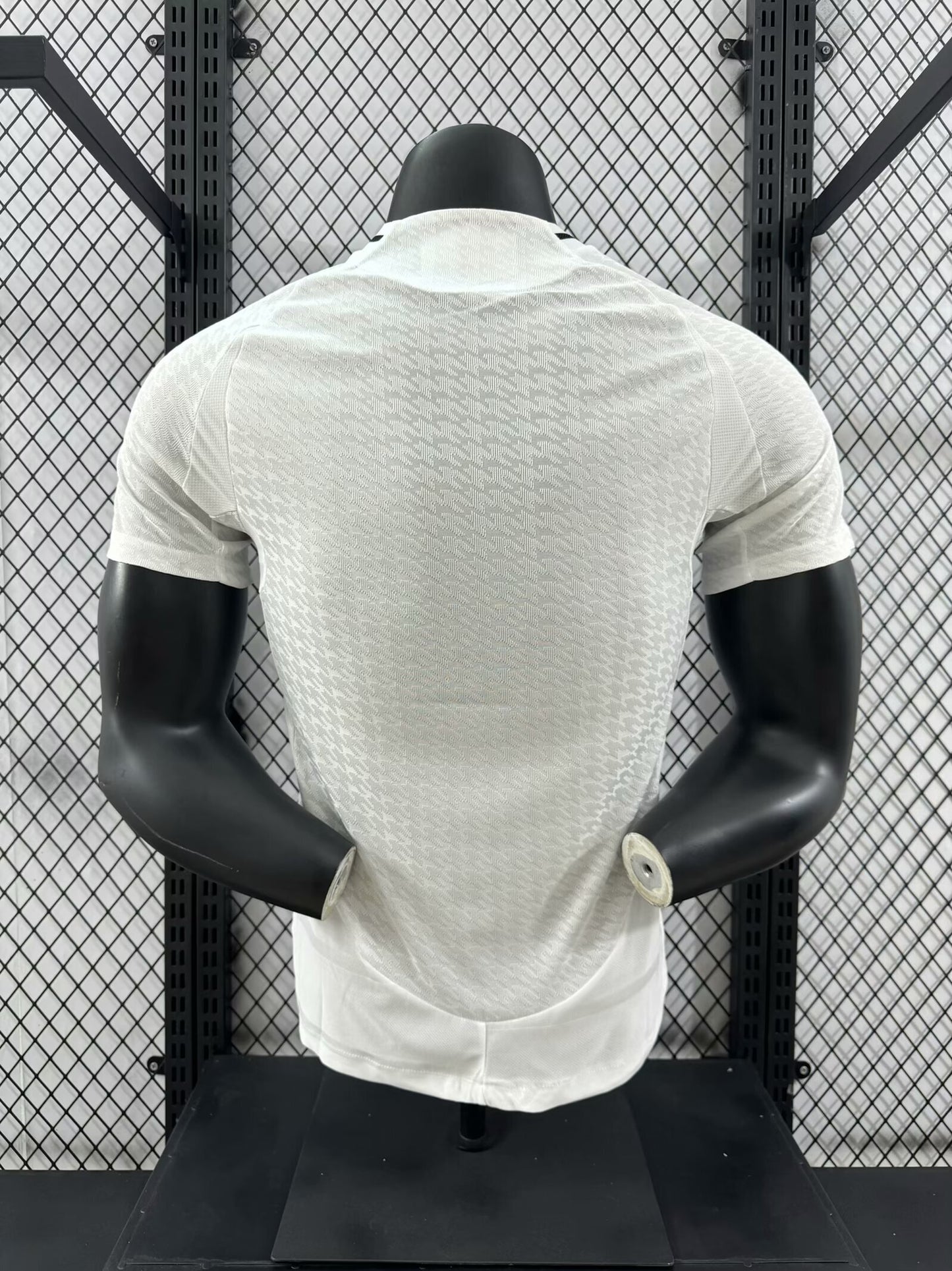 חולצת בית ריאל מדריד 24/25