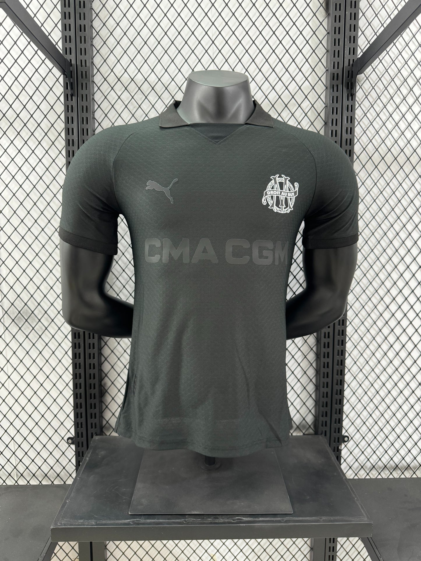 מארסי חולצת חוץ מיוחדת