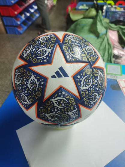 כדור ליגת האלופות 2021/22 –  Champions League