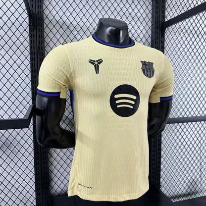 🔵🔴💛 חולצת ברצלונה 25/26 – תלבושת חוץ מיוחדת