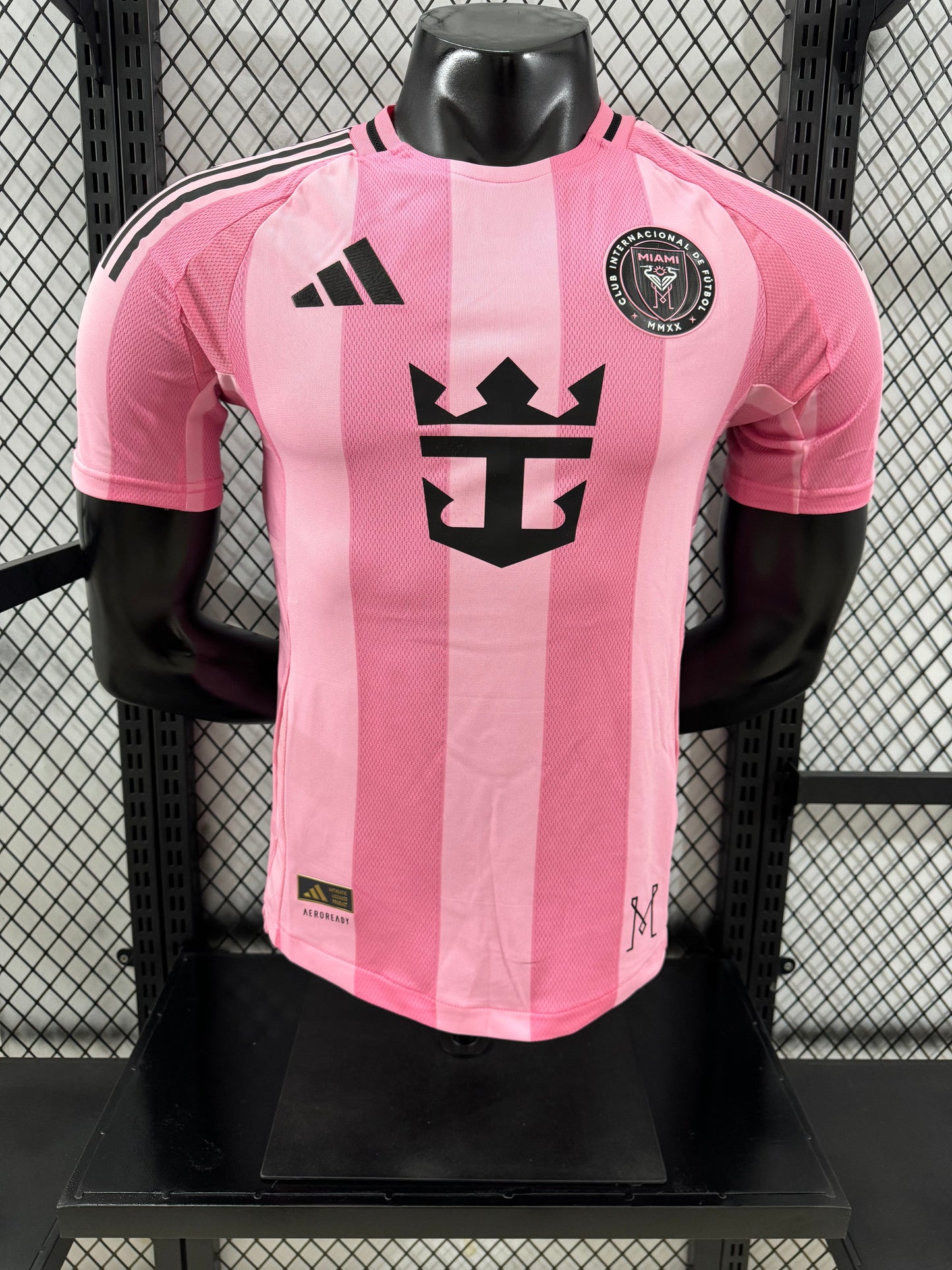 חולצת הבית של אינטר מיאמי לעונת 2025/26