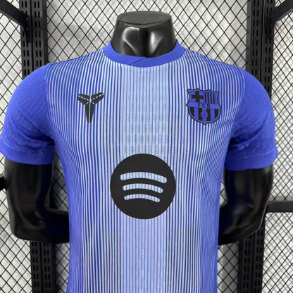 חולצת אימון סגולה של ברצלונה לעונת 2025/26